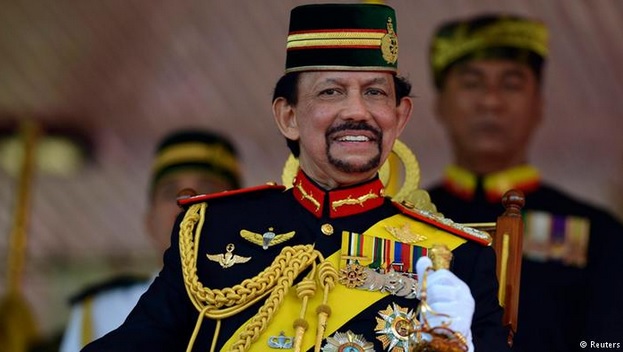berapa kekayaan sultan brunei